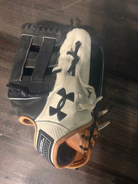 Under Armour Genuine Pro RH Outfield Baseball Glove 12.75" (Used)