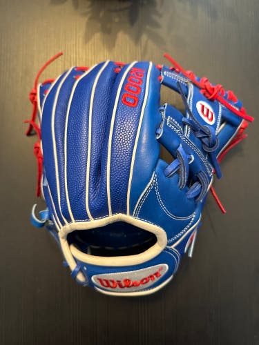 Wilson A2000 RH Infield Baseball Glove 12.25" (Used)