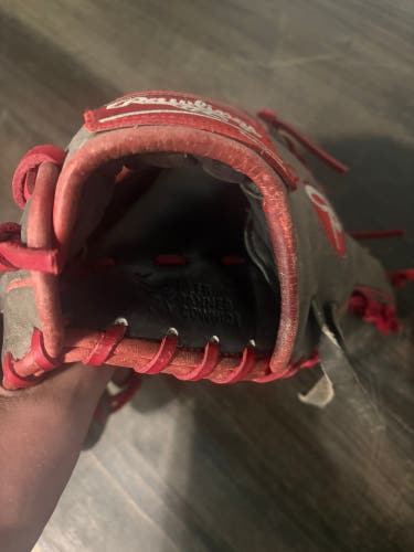 Rawlings Heart of the Hide RH Baseball Glove 11.5" (Used)