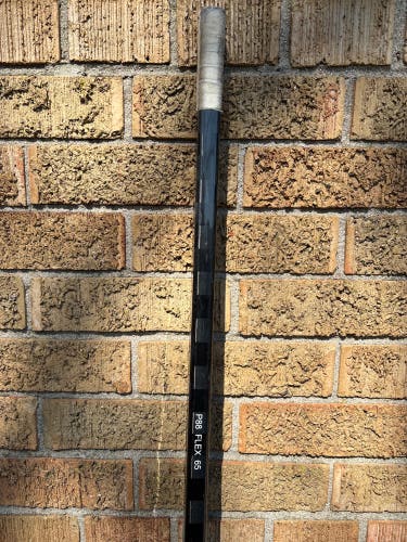 Intermediate Hockey Stick Man Pro Blackout Left Hand Hockey Stick P88 65 Flex (Used)