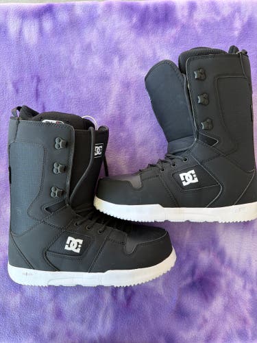 Men's Size M 10.0 (W 11.0) DC Phase Snowboard Boots Medium Flex All Mountain (Used)