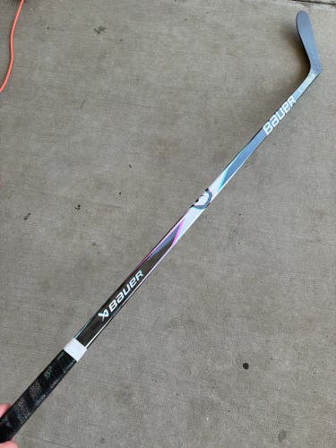 Senior Bauer Proto2 Hockey Stick Left Hand P28 77 Flex (New)
