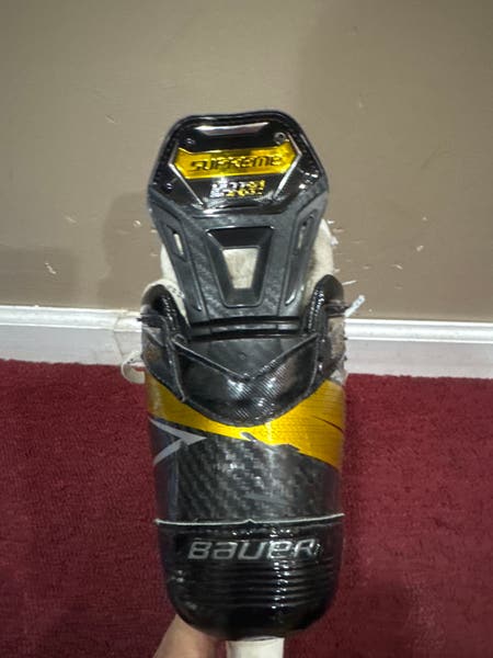 Bauer Supreme Ultrasonic Hockey Skates Pro Stock Size 5.5 Item 