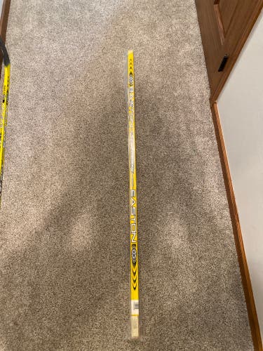 Easton Synthesis Grip Shaft 100 flex