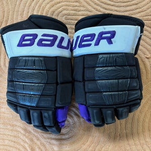 Senior Bauer Pro Series 15" Gloves | Holy Cross Pro Stock (Used)
