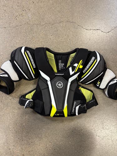 Medium Senior Warrior ALPHA LX PRO Shoulder Pads (Used)