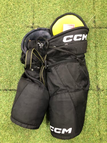 Youth Medium CCM AS-V Pro Hockey Pants (Used)