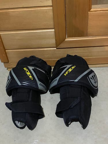 Warrior RX3E+ Knee Pads | Intermediate (Used)