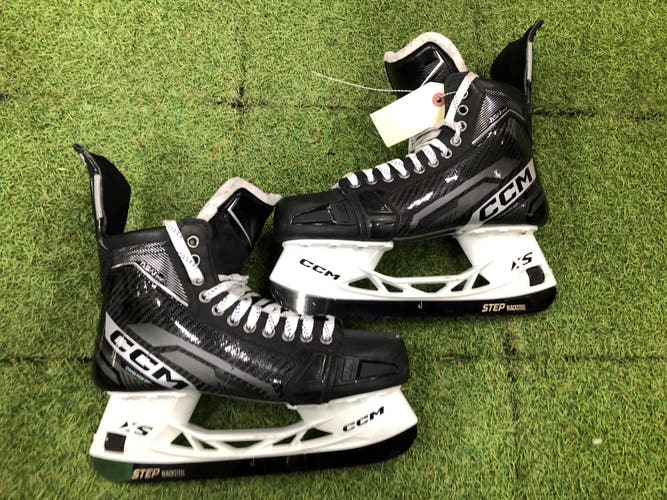 Senior CCM AS-V Pro Hockey Skates 10.5 Wide (Used)