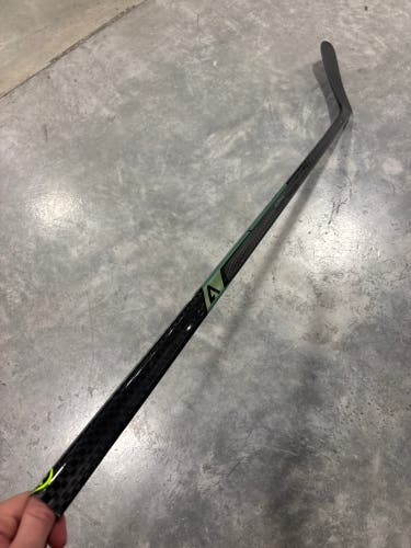 Senior Warrior Alpha LX3 Hockey Stick Left Hand W03 65 Flex (Used)