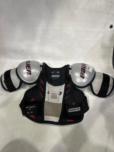 Used Bauer 300 Yth Sm Sp Youth Shoulder Pads Sm 11615-s000280465