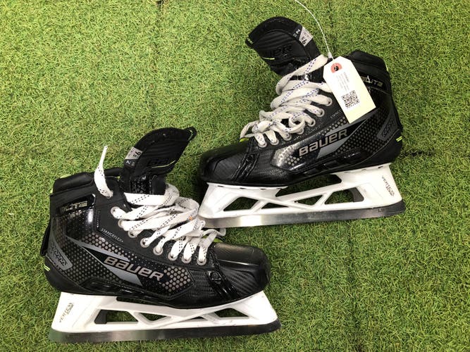 Senior Bauer Elite Hockey Goalie Skates 9.5 Fit 2 (Used)