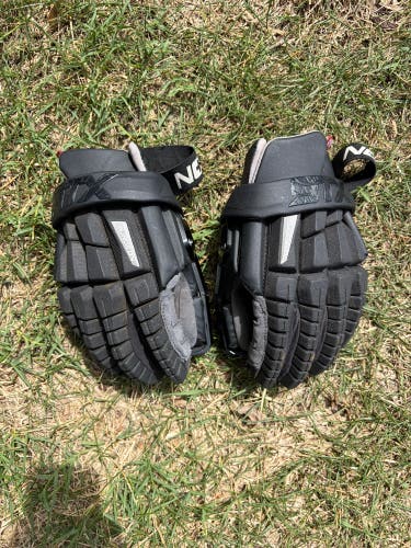 STX Surgeon RZR2 Lacrosse Gloves (Used)