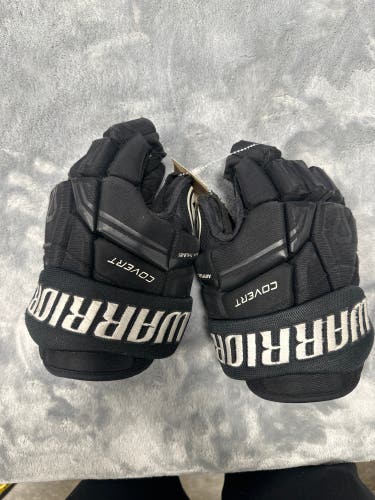 Black Junior Warrior Covert QRE30 Gloves 11" (Used)
