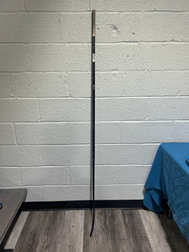 Senior Bauer Vapor Hyperlite 2 Left Hand Hockey Stick P92 77 Flex (Used)