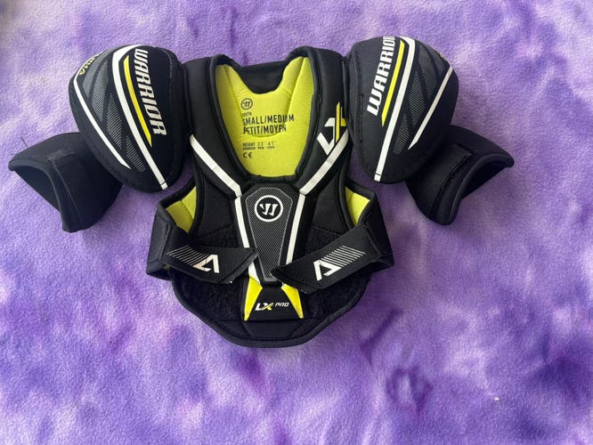 Small / Medium Junior Warrior ALPHA LX PRO Shoulder Pads (Used)