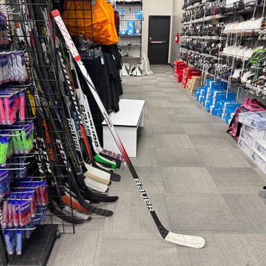 Used Bauer Vapor Senior One Piece Left Hockey Stick 77 Flex 11506-s000303822
