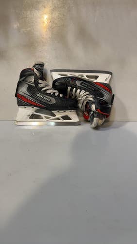 Used Bauer Vapor X2.7 Jr 2 Junior Goalie Skate Junior 02 11615-s000283770