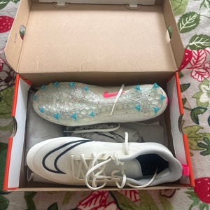 White Men's Size M 11.0 (W 12.0) Adult Nike Alpha Huarache 8 Elite Low Top (New)