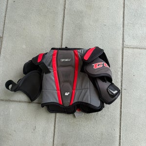 Small Junior CCM U +12 Shoulder Pads (Used)