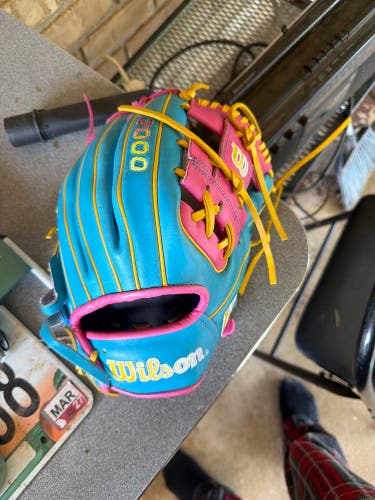 Wilson A2000 1786 RH Infield Baseball Glove 11.5" (New)