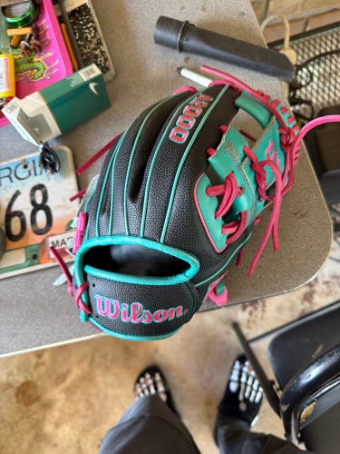 Wilson A2000 RH Infield Baseball Glove 11.5" (New)