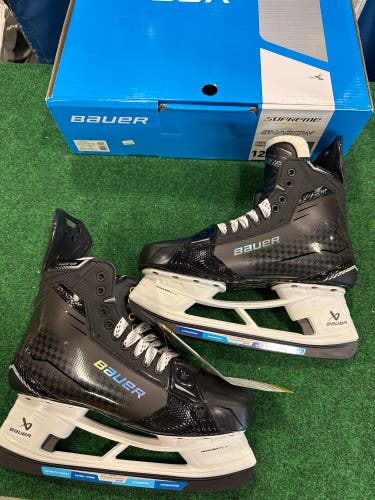 Senior Bauer Supreme Shadow Hockey Skates (Fit 2 ) Size 12 (New)