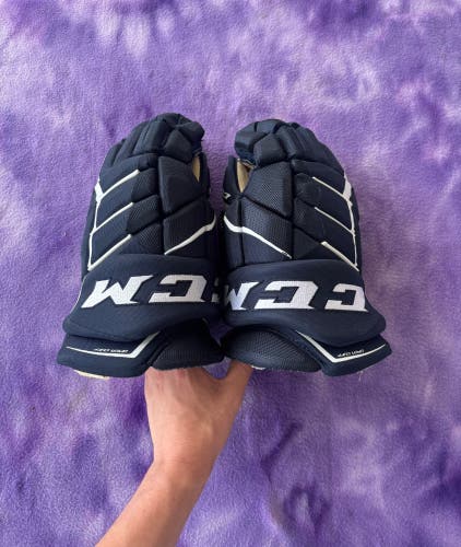 Blue Senior CCM JetSpeed FT390 Gloves 15" (Used)