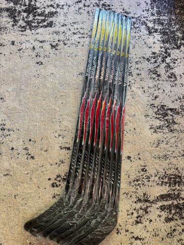 Senior Custom Bauer Vapor Flylite Left Hand Hockey Stick P28M 77 Flex Pro Stock (New)