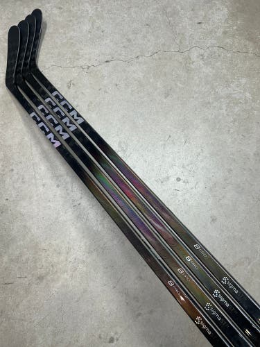 4 Pack 80 Flex P29 Senior CCM Jetspeed FT8 Pro Right Hand Hockey Stick Pro Stock (New)