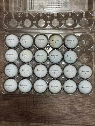 22 TaylorMade Tour Response Golf Balls - 4A Near-Mint Condition