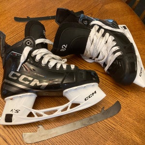 Black CCM JetSpeed FT6 Pro Hockey Skates Pro Stock Size 6.5 (New)