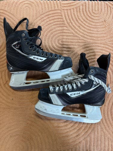 Senior CCM U+ 04 Hockey Skates Regular Width 8 (Used)