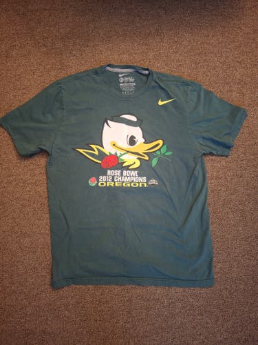 Nike Oregon Ducks Rose Bowl 2013 Champions Graphic Print T-Shirt Sz XL