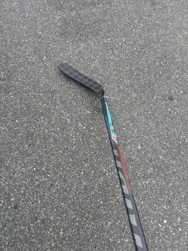 Intermediate Warrior Covert QRE 10 Hockey Stick Left Hand W88 55 Flex | 63"