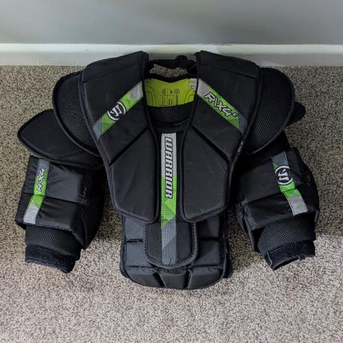 Large/Extra Large 2023 Warrior Ritual X4 E Goalie Chest Protector (Used)