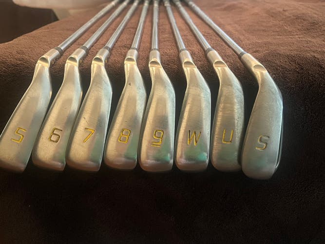 Men's 2015 Ping GMax Right Handed Iron Set Regular Flex 37.5" (Used)