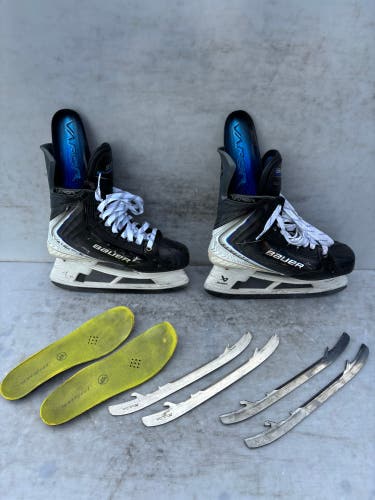 Bauer Vapor Flylite Hockey Skates 8.5 (Used)