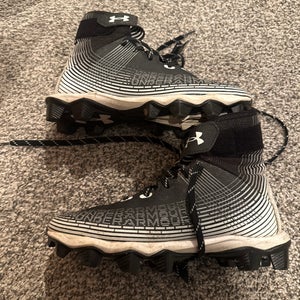Unisex 4.5Y (Big Kids / Youth) Under Armour (Used)
