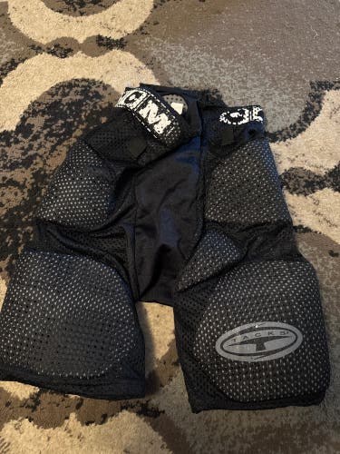 Medium CCM Tacks 7092 Girdle (Used)