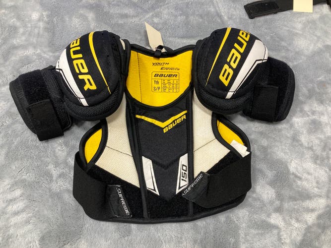Small Youth Bauer Supreme S150 Shoulder Pads (Used)