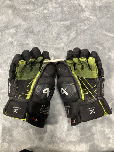 Black Junior Bauer Vapor 3X Gloves 11" (Used)