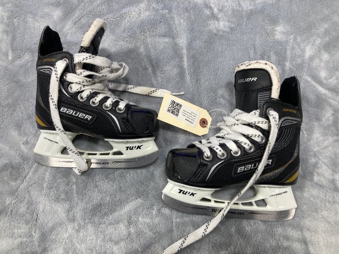 Youth Bauer Supreme One20 Hockey Skates Regular Width 8 (Used)