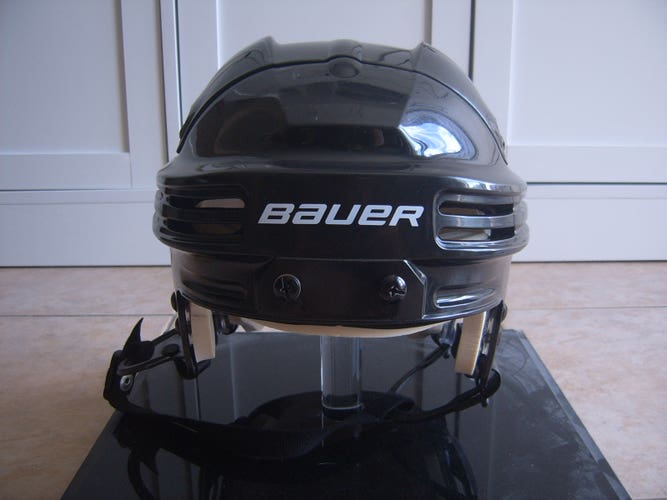 Free Shipping Excellent Condition Bauer BHH4500 Hockey Helmet sz Extra Large Black
