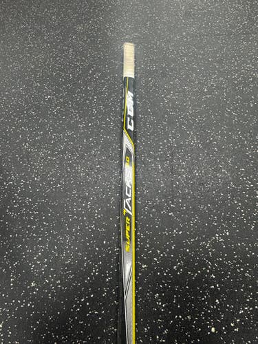 Used Ccm Super Tacks 2.0 Senior One Piece Left 90 Flex 11849-s000040545