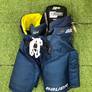 Junior Small Bauer Supreme 3S Hockey Pants (Used)