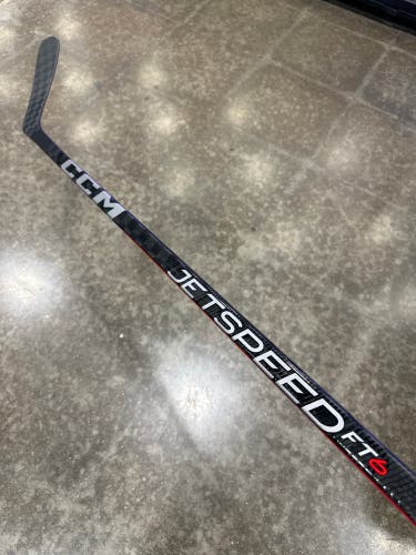 Senior CCM JetSpeed FT6 Hockey Stick Right Handed P29 55 Flex (Used)