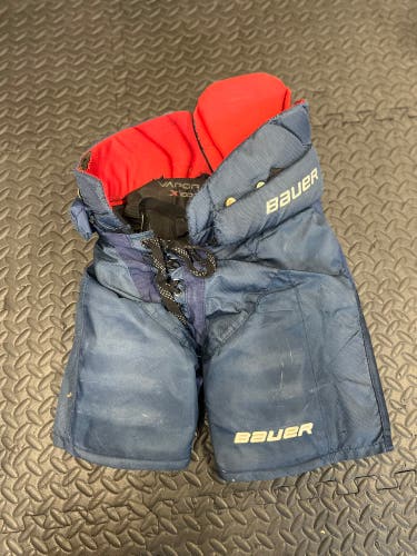 Boy’s Junior Large Bauer Vapor X100 Hockey Pants (Used)
