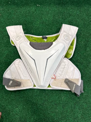 Maverik M5 Shoulder Pads (Used) | Large