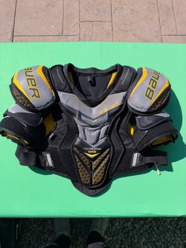 Bauer Supreme TotalOne NXG Shoulder Pads | Senior Large